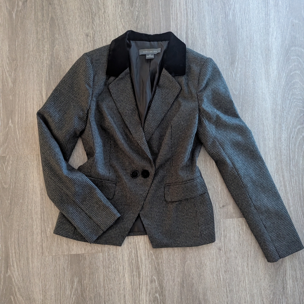 Suzy Shier Charcoal Tailored Blazer with Notched Lapels